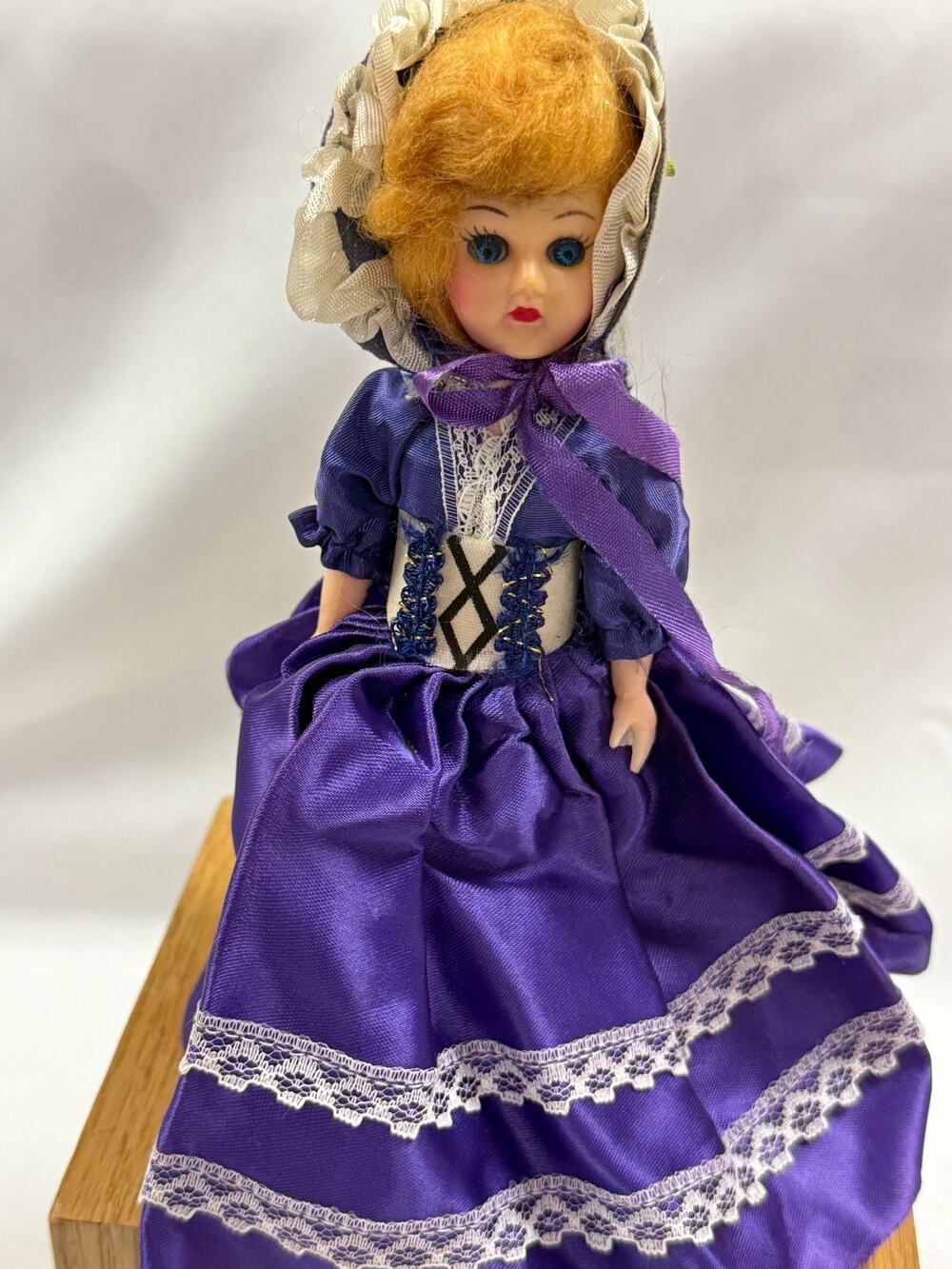 Vintage Ethnic Costume Doll Unmarked Sleep Eyes 7 Inch Free Standing Purple